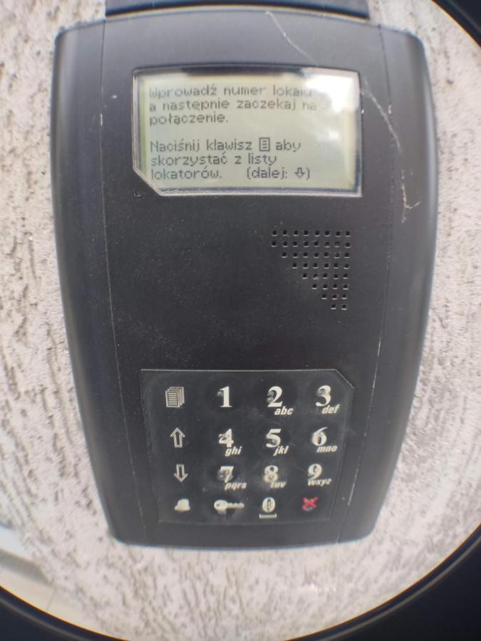 3030 Jana Spychalskiego 32 - Tanie Pokoje W Apartamencie - Samodzielne Zameldowanie - Self Check In Познань Екстер'єр фото