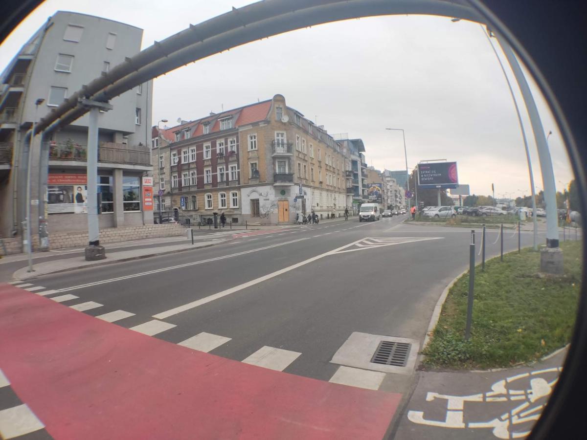 3030 Jana Spychalskiego 32 - Tanie Pokoje W Apartamencie - Samodzielne Zameldowanie - Self Check In Познань Екстер'єр фото