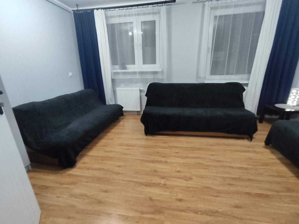 3030 Jana Spychalskiego 32 - Tanie Pokoje W Apartamencie - Samodzielne Zameldowanie - Self Check In Познань Екстер'єр фото