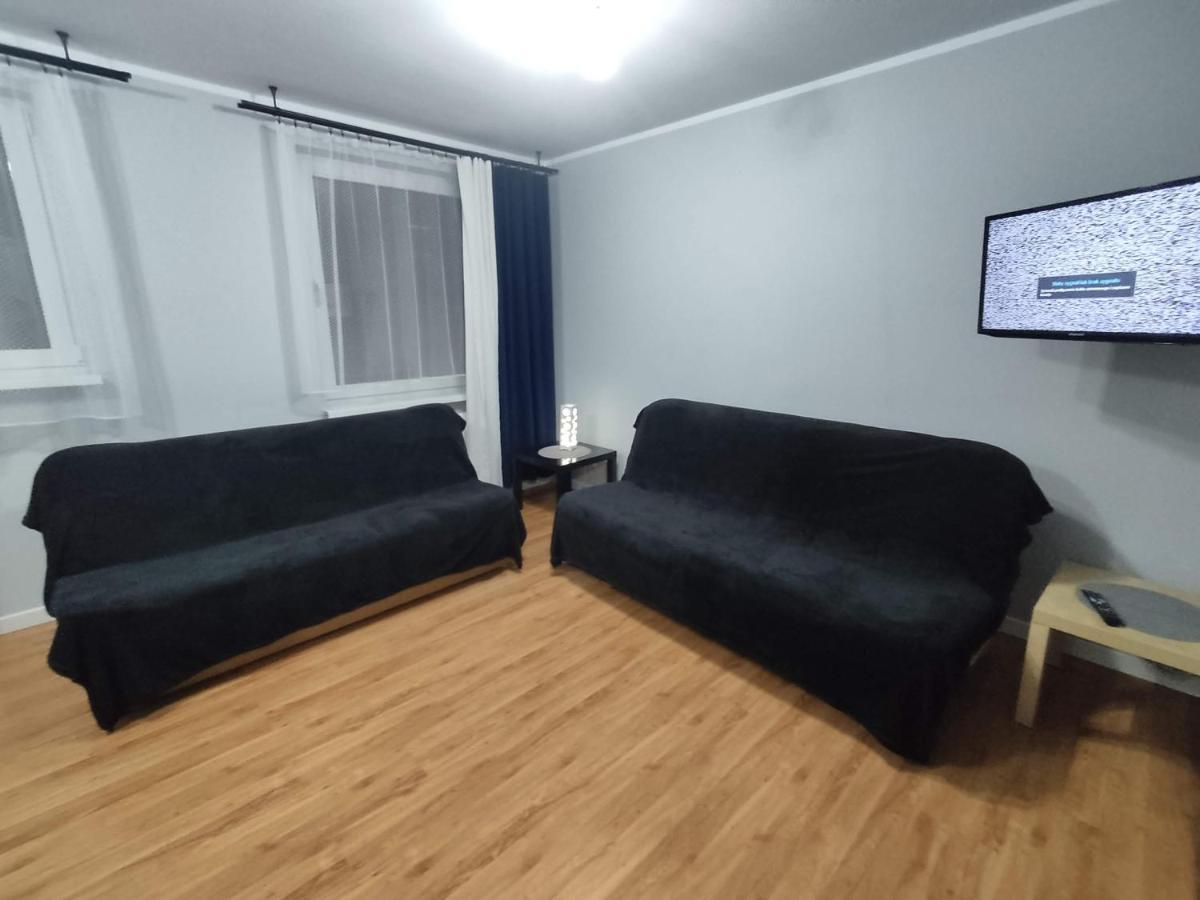 3030 Jana Spychalskiego 32 - Tanie Pokoje W Apartamencie - Samodzielne Zameldowanie - Self Check In Познань Екстер'єр фото