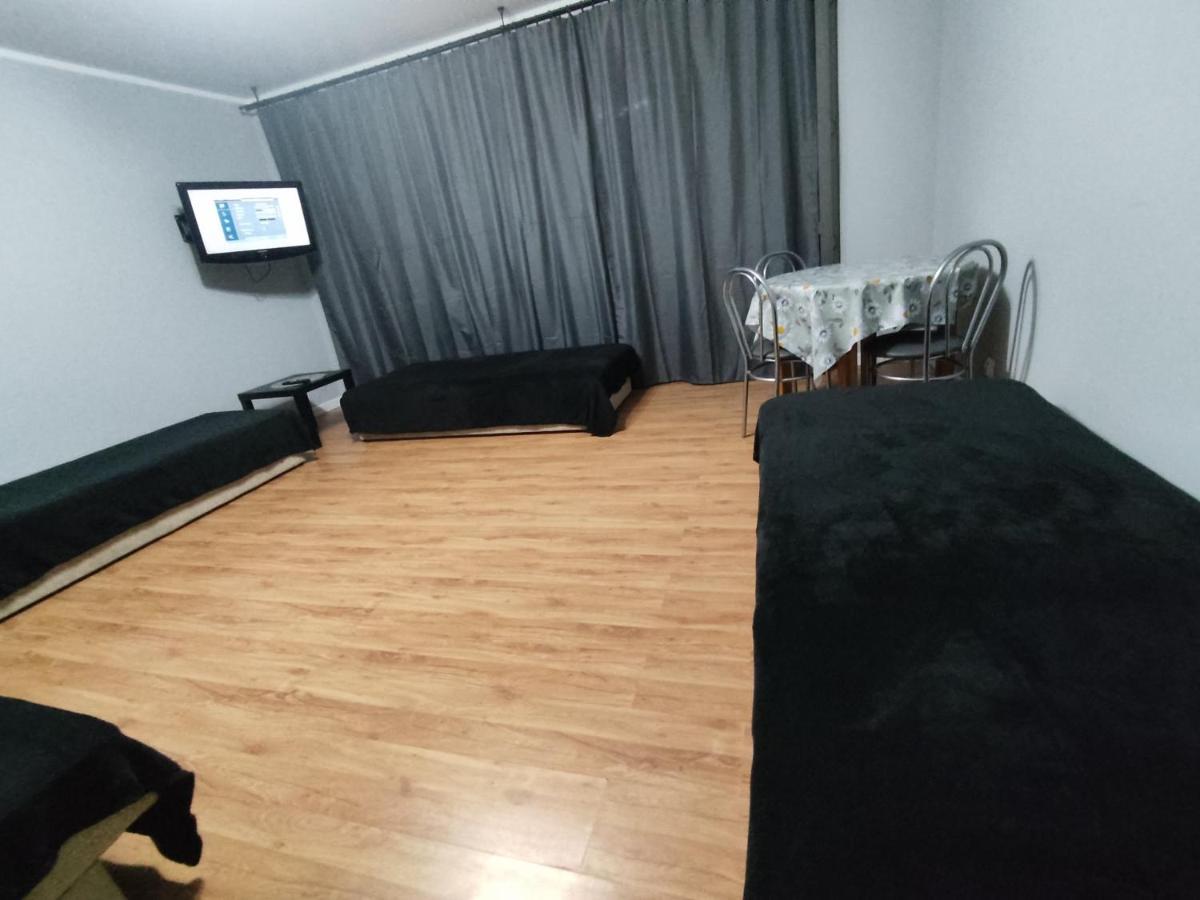 3030 Jana Spychalskiego 32 - Tanie Pokoje W Apartamencie - Samodzielne Zameldowanie - Self Check In Познань Екстер'єр фото